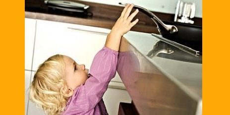Accidents domestiques : comment protéger mon enfant ?