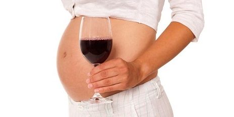 Grossesse et alcool : Attention, danger !