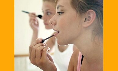 Au secours, ma fille veut se maquiller : nos 5 conseils !