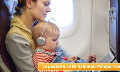 Peut-on voyager en avion avec un bébé ?