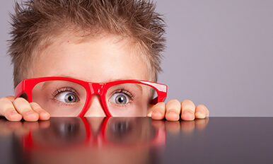 Comment bien choisir les lunettes de votre enfant ?